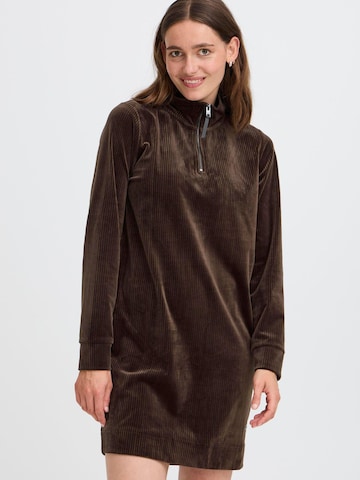 Oxmo Dress ' OXEBBA HALFZIP ' in Brown
