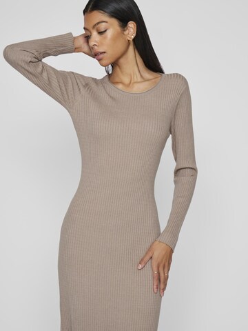 VILA Strikkjole i beige