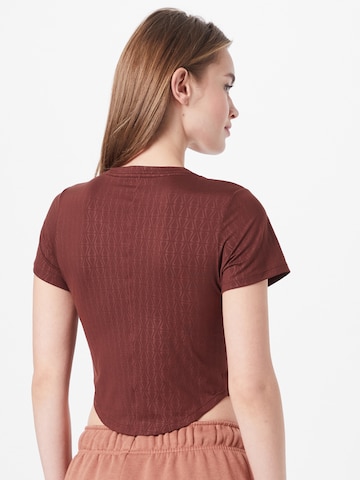 NIKE Koszulka funkcyjna 'One Luxe' w kolorze brąz