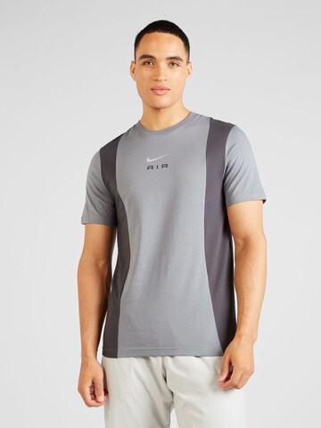 Nike Sportswear Μπλουζάκι 'AIR' σε γκρι: μπροστά