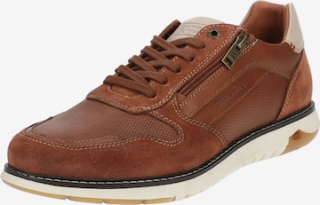 Baskets basses CAMEL ACTIVE en marron : devant