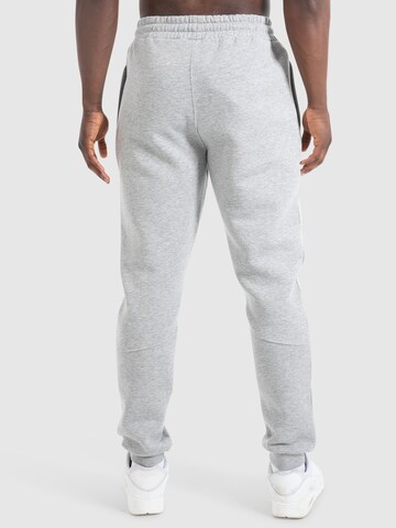 Smilodox Tapered Broek 'Aldin' in Grijs