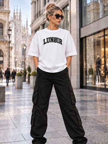 LUNØIR Studio Shirt 'Only Loyalty Rule' in Wit