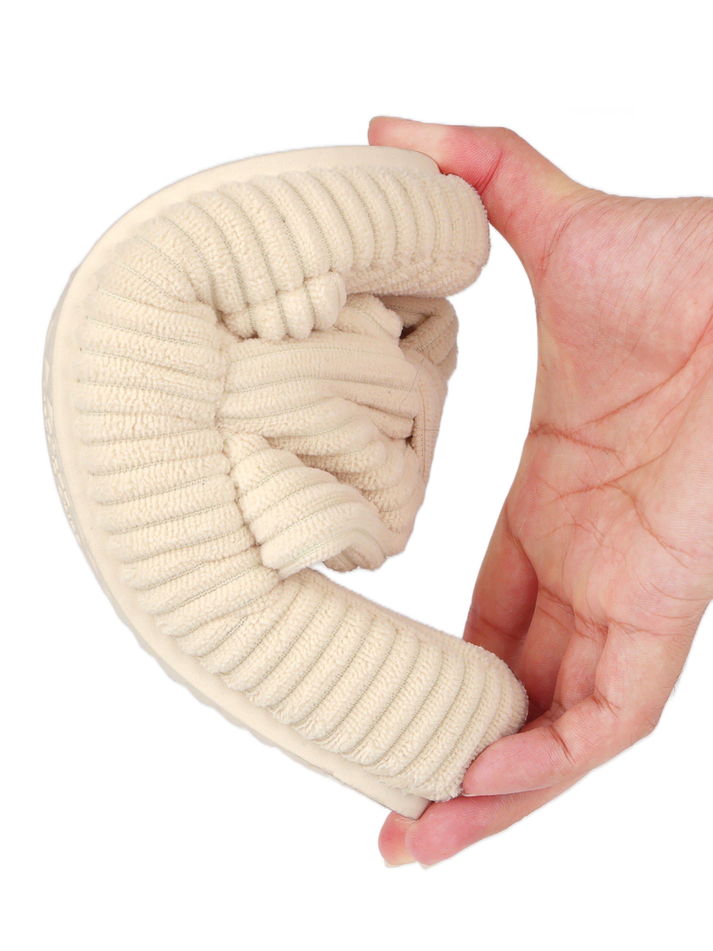 Youecci Slippers in Beige