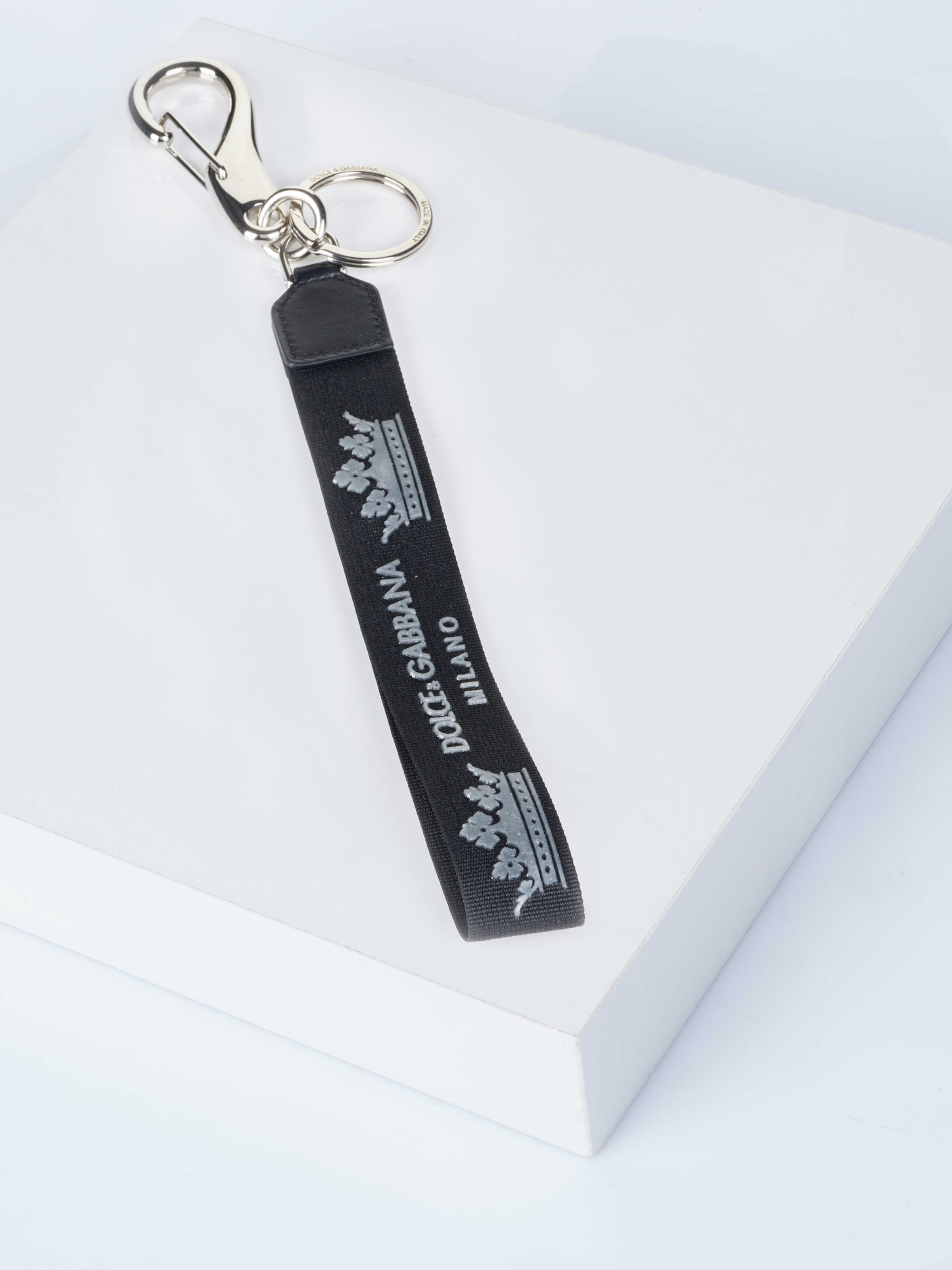 DOLCE & GABBANA Key Ring in Black: front