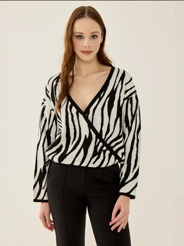 Pull-over Hiccup en noir : devant