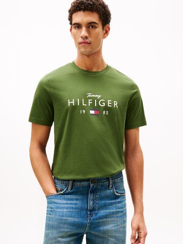 TOMMY HILFIGER Shirt 'BRAND LOVE' in Groen: voorkant