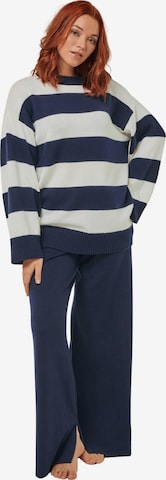 Abito da casa 'LOUNGEWEAR SET - Pullover Felia & Pants Bailey' di YOU LOOK PERFECT in blu: frontale
