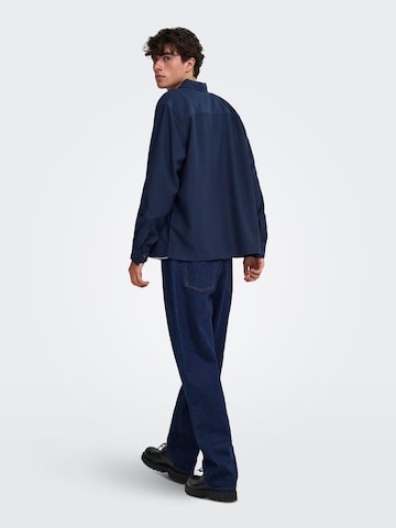 Fit confort Chemise business 'ONSHansi' Only & Sons en bleu