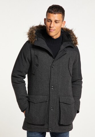 MO Winter Jacket in Black: front