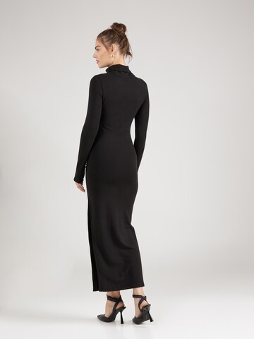 Robe 'Eda' millane en noir