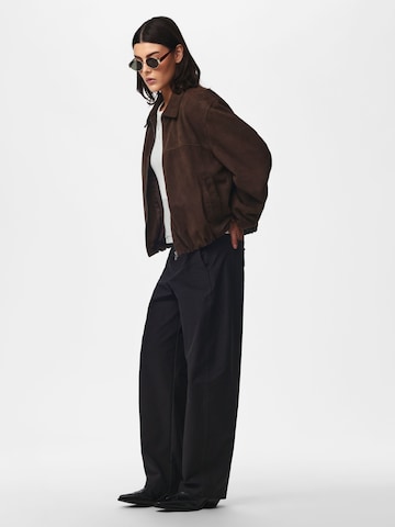 Veste mi-saison PIECES en marron