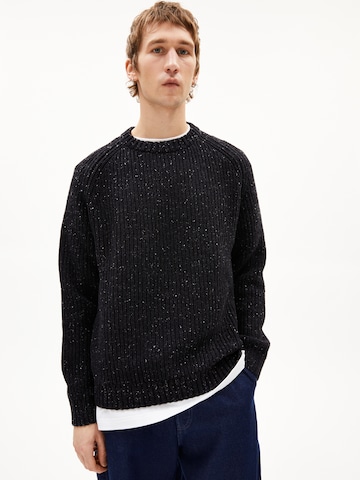 Pull-over ARMEDANGELS en noir : devant