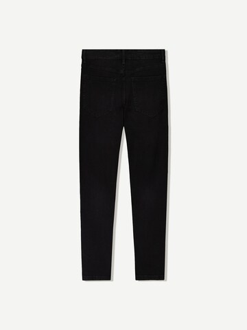 regular Jeans di Bershka in nero