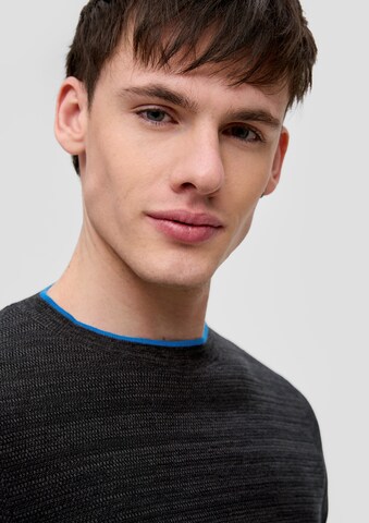 QS Sweater in Black
