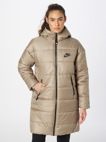 Nike Sportswear - Abrigo de invierno en verde: frente