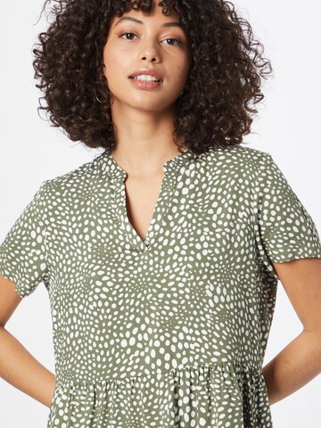 Rochie tip bluză de la VILA pe verde
