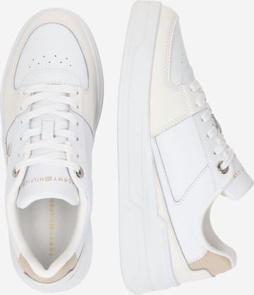 TOMMY HILFIGER Sneakers laag 'ESSENTIAL' in Wit