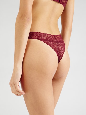 Slip Women' Secret en rouge