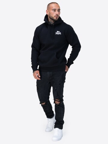 Bluză de molton 'Talmine' de la LONSDALE pe negru