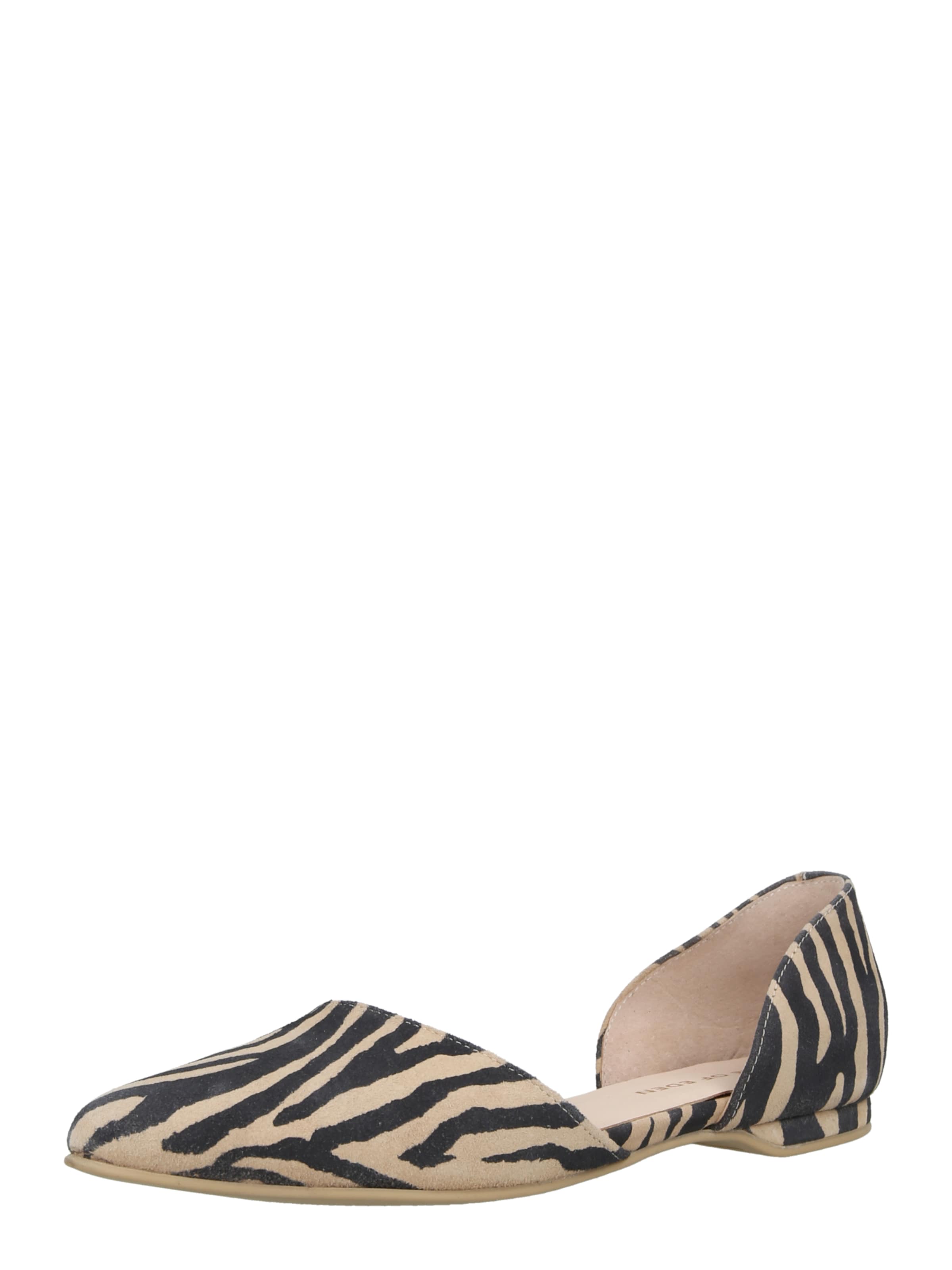 Apple of Eden Ballet Flats 'BLONDIE' in Black: front