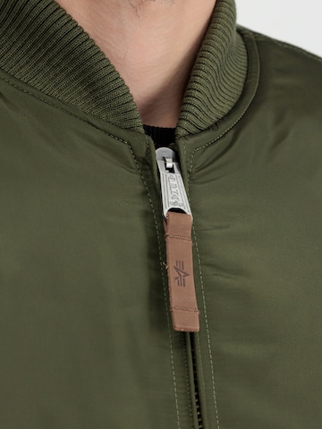 ALPHA INDUSTRIES Prechodná bunda 'MA-1 VF 59' - Zelená
