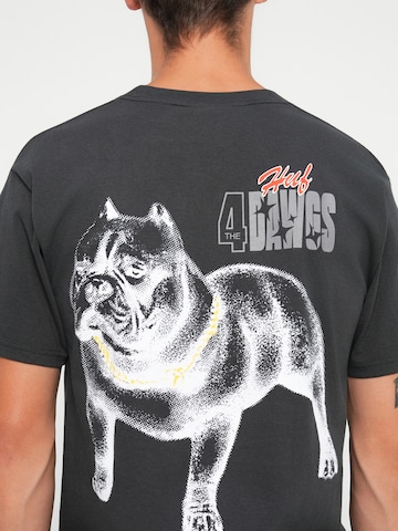 HUF Tričko '4 The Dawgs' – černá