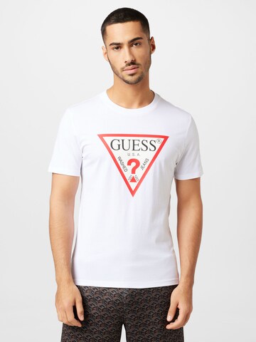 T-Shirt GUESS en blanc : devant