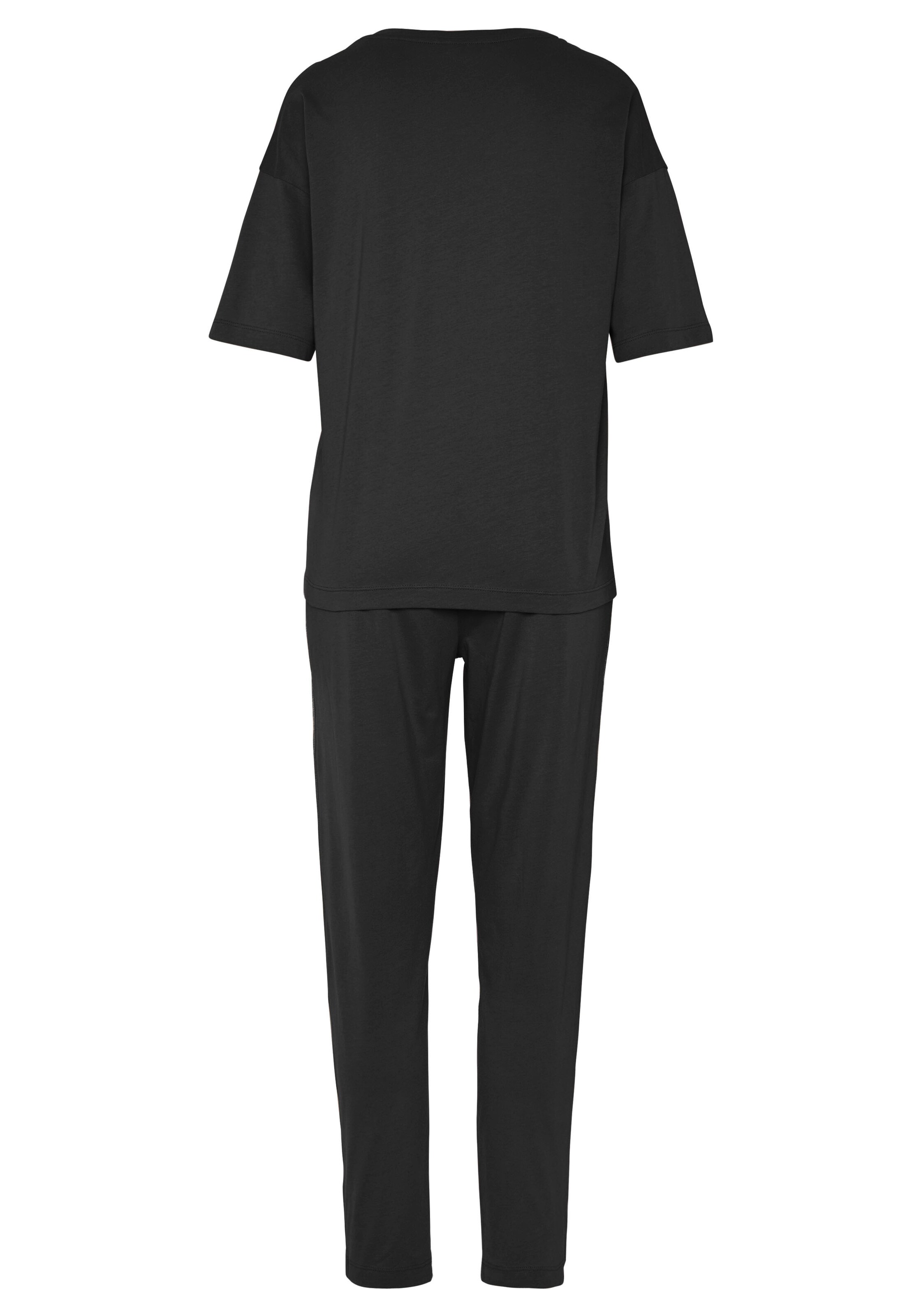 Pijama 'Dreams' de la VIVANCE pe negru