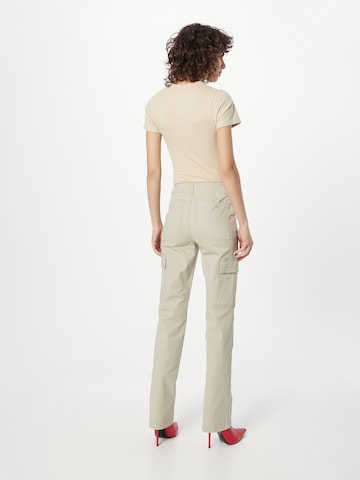 WEEKDAY Regular Cargobroek 'Brenda' in Beige