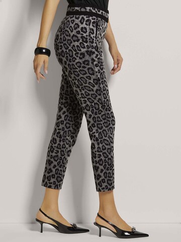 Coupe slim Pantalon MADELEINE en noir