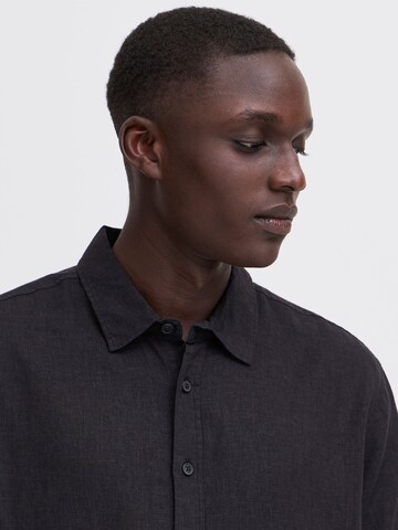 Coupe regular Chemise ' BHVIC ' BLEND en noir