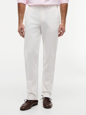 Regular Pantalon chino TOMMY HILFIGER en blanc : devant