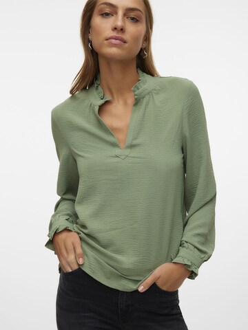 VERO MODA Blouse in Groen