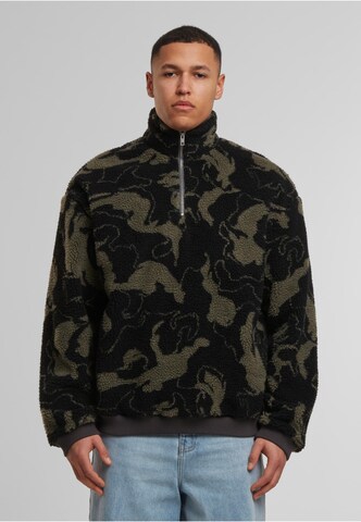 Urban Classics Sweater in Green: front