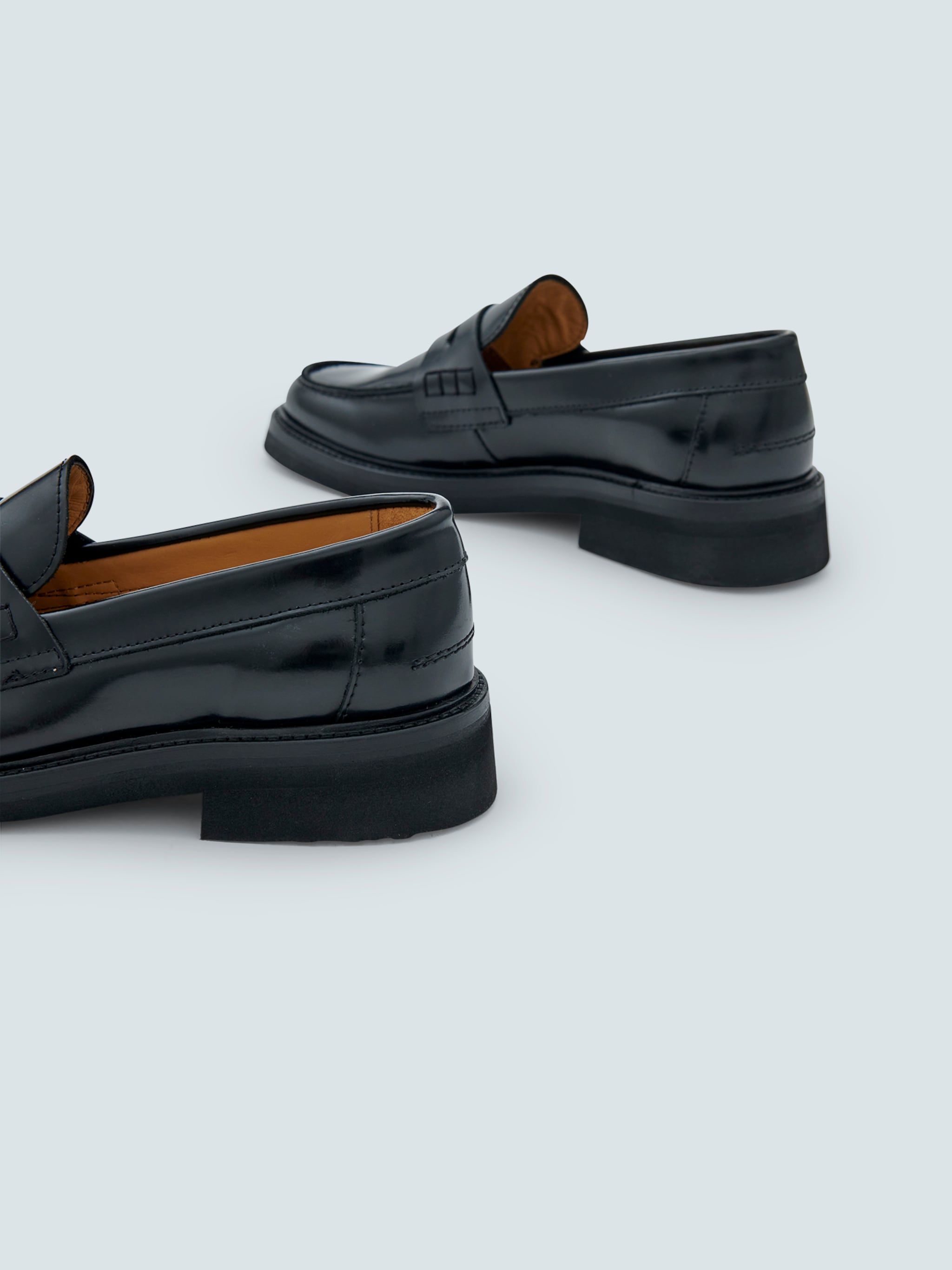 EDITED Produits Chaussure basse 'Klarissa' noir