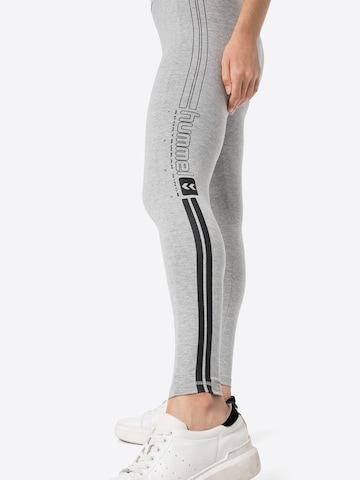 Skinny Pantaloni sport 'Blair' de la Hummel pe gri