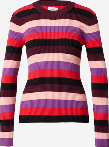 NÜMPH Sweater in Purple: front