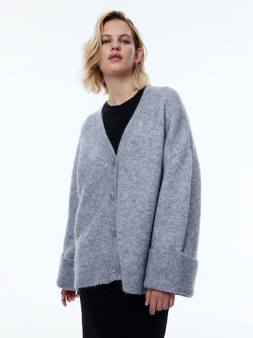 EDITED Strickjacke 'Haima' in Grau: predná strana