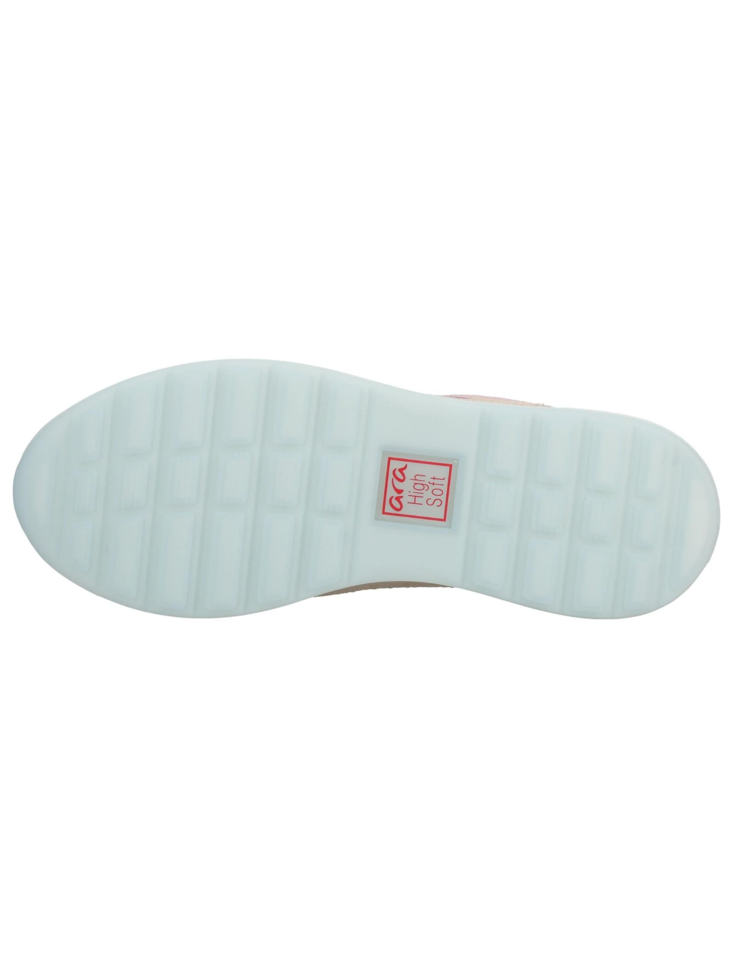 ARA Sneaker in Beige