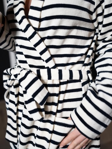 By Louise Badjas kort 'By Louise ladies bathrobe sauna dressing gown long with belt' in Gemengde kleuren