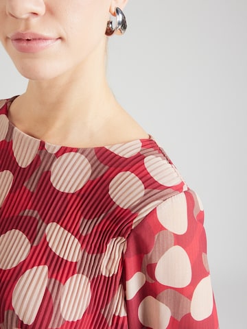 Bluză 'Ve44rdaa' de la ZABAIONE pe roșu