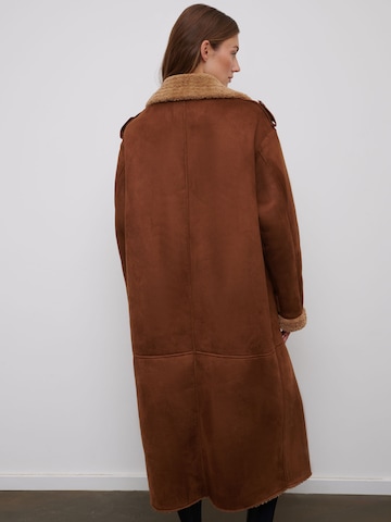 RÆRE by Lorena Rae Winter Coat 'Grace' in Brown