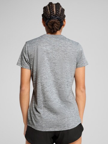 Maglia funzionale 'Tad Essential' di PUMA in grigio