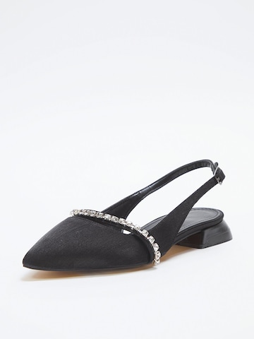 Trendyol Ballerina in Schwarz: Vorderseite