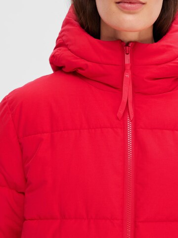 SELECTED FEMME - Abrigo de invierno 'Janina' en rojo