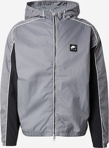 Nike Sportswear Prechodná bunda 'Air' - Sivá: predná strana