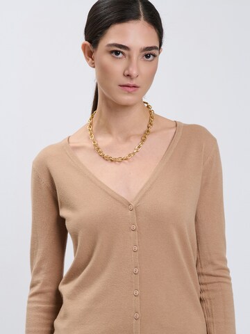 Influencer Knit Cardigan in Beige