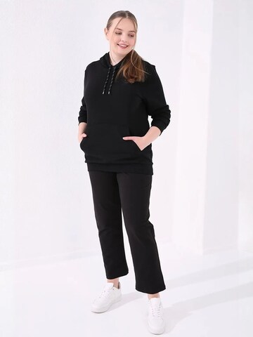 Tommy Life Regular Pants 'Jogginghose' in Black