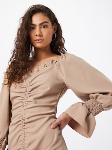 Robe Misspap en beige